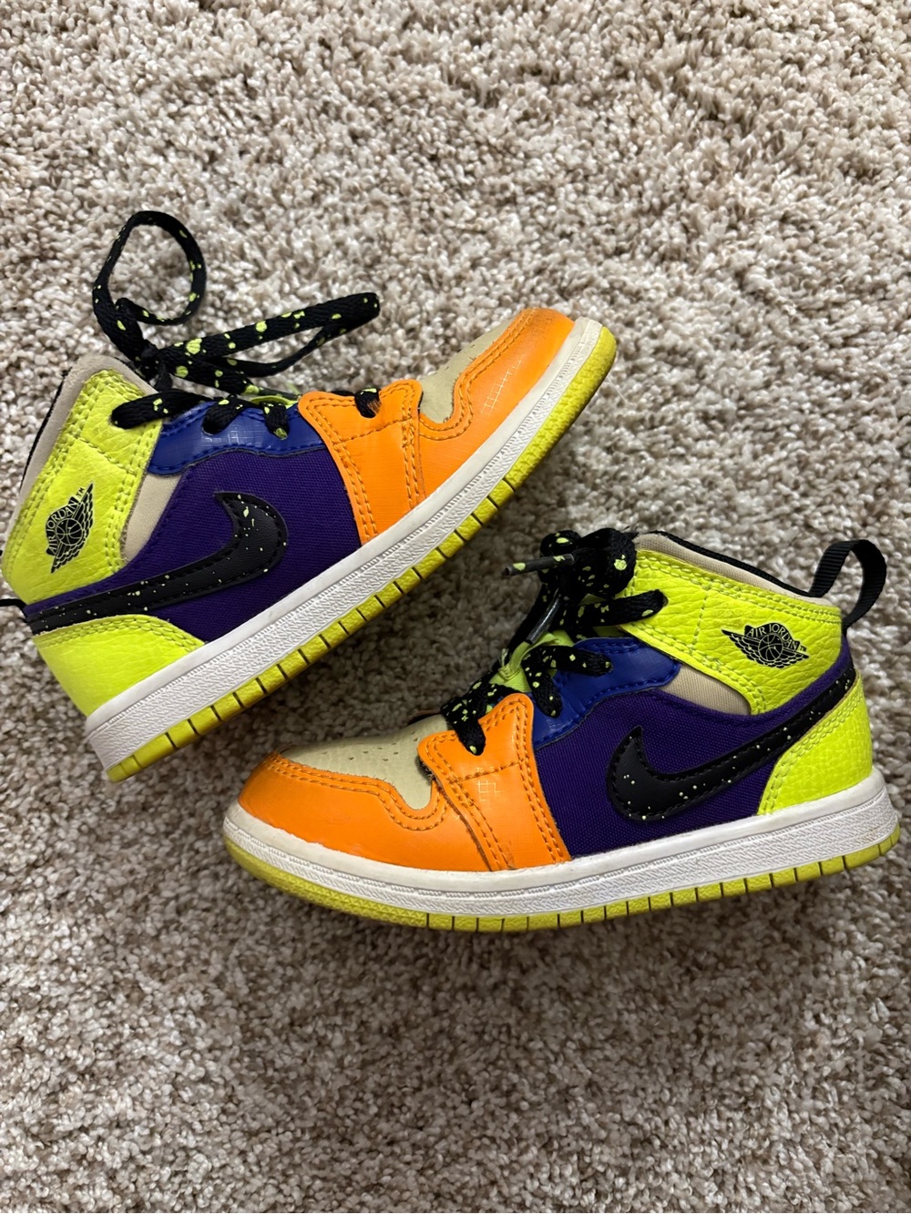 Air Jordan 1 Mid SE TD 'Volt Vivid Orange'